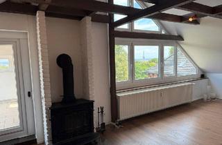 Wohnung kaufen in 33615 Bielefeld, Bielefeld - Einzigartige Dachgeschosswohnung am Johannisberg
