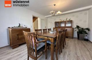 Haus kaufen in 72393 Burladingen, Wohnen mit Komfort: Großzügiges Haus mit Garten und viel Stauraum