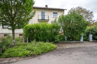 Doppelhaushälfte kaufen in Zinselstraße 38, 66500 Hornbach, Im Grünen: Ruhige 4,5-Raum-Doppelhaushälfte mit großem Grundstück in Hornbach