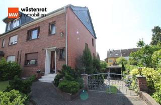 Doppelhaushälfte kaufen in 47443 Moers, Familienfreundliche Doppelhaushälfte mit viel Potenzial - 2 Garagen und schönem Garten!