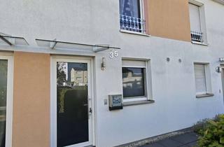 Reihenhaus kaufen in 69214 Eppelheim, Schönes Reihenhaus mit drei Zimmern inkl. Grundstück, Garage + Stellplatz in Eppelheim *ohne Makler