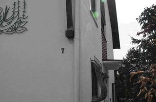 Haus mieten in Ahlener Straße, 82377 Penzberg, Geräumige, preiswerte und vollständig renovierte 7-Raum-Doppelhaushälfte in Penzberg