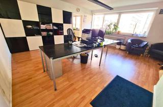 Gewerbeimmobilie kaufen in Roritzerstraße 37, 90419 St. Johannis, Viel Potenzial!! Zwei verbundene und gewerblich vermietete 1-Zimmer-Wohnungen inkl. Tiefgaragenplatz