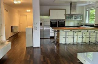 Wohnung kaufen in 86153 Innenstadt, Residenz an der KahnfahrtModerne 4-Zimmer-Erdgeschosswohnung mit Terrasse & Parkblick