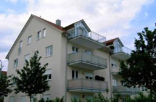 Wohnung mieten in Herderstraße 17, 85055 Nordost, Exklusive, gepflegte 3-Zimmer-DG-Wohnung mit Balkon und Einbauküche in Ingolstadt