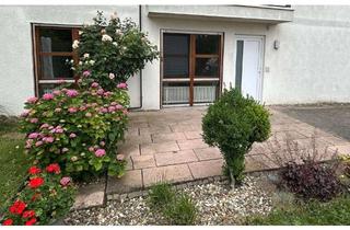 Wohnung mieten in 70794 Filderstadt, Helle, renovierte 2,5-Zimmer-Einliegerwohnung mit großer Terrasse im Grünen