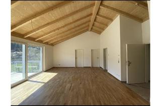 Wohnung mieten in Labertalstraße 10, 92331 Parsberg, Ansprechende 3-Zimmer-Wohnung mit Balkon in Parsberg