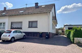 Haus kaufen in 66701 Beckingen, Ein- Zweifamilienhaus mit schönem Garten in ruhiger Lage von Beckingen- Erbringen