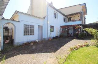 Haus kaufen in 53639 Königswinter, Wohnhaus mit 3 Mieteinheiten zentral in Königswinter-Thomasberg!