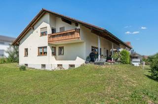 Haus kaufen in 85098 Großmehring, Gepflegtes Zweifamilienhaus mit Gartenidylle in bester Lage Großmehrings