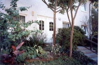 Wohnung kaufen in 12527 Berlin, Berlin - Wohnung mit Garten: Natur Pur_ Idyllische Eigentumswohnung Im 4 Familien Haus in Berlin-Schmöckwitz mit eigenem Garten und separater Tiefgarage