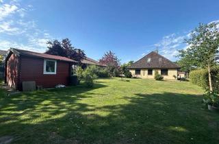 Haus kaufen in 27404 Zeven, Rhade / Ostrhade - Volksbank Immobilien: Platzreicher Bungalow in Sackgassen-Endlage