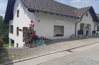 Haus kaufen in 94051 Hauzenberg, Hauzenberg - Zweifamilienhaus mit großem Gartenparadies zu verkaufenvermieten