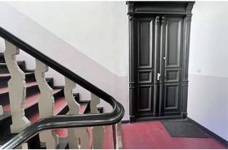 Wohnung kaufen in Straßmannstraße 23, 10249 Friedrichshain (Friedrichshain), Gut vermietete 2 Zimmer. Investment für morgen