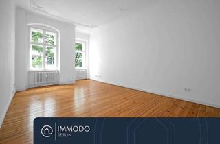 Wohnung kaufen in Düsseldorfer Straße, 10707 Wilmersdorf, ️ Wohnen in der Düsseldorfer Straße - helle 2 Zimmer Wohnung mit viel Potenzial in ruhiger Straße