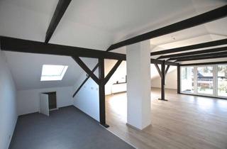 Wohnung kaufen in Schmiedegasse 27, 53343 Wachtberg, gepflegte Dachgeschosswohnung in 3 Parteien-Haus zur Eigennutzung oder als Renditeobjekt