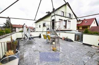 Wohnung kaufen in 91325 Adelsdorf, GROSSE MAISONETTE WOHNUNG - EIGENER GARTEN - DACHTERRASSE - DOPPELGARAGE