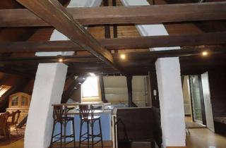 Wohnung mieten in Marktplatz 17, 92421 Schwandorf, Dachgeschoss-Atelierwohnung in Schwandorf, einziehen - wohnen - fertig.