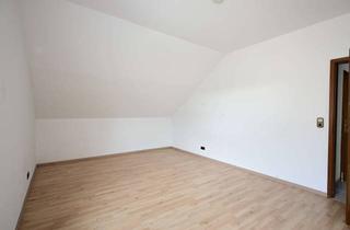 Wohnung mieten in Oberscheidstraße 22, 44807 Riemke, Stilvolle 2 Zimmer im Dachgeschoss! Ab sofort verfügbar!