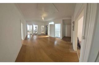 Wohnung mieten in Babenhäuser Straße, 63500 Seligenstadt, Exklusive 5,5-Raum-Dachgeschosswohnung mit Balkon in Seligenstadt