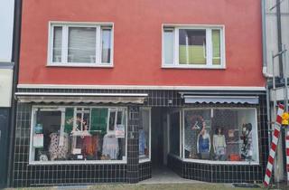 Wohnung mieten in Stresemannstraße 11, 42719 Wald, Attraktive 4-Zimmer-Wohnung mit Dachterrasse - vollständig renoviert