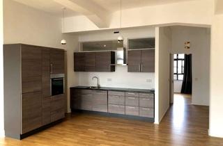 Lofts mieten in Osthafenplatz 6-8, 60314 Ostend, Modernes Altbau-Loft am Osthafenplatz