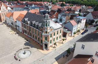 Gewerbeimmobilie kaufen in 19370 Parchim, Historisches Hotel in 1A-Lage - ehemaliges Kaiserliches Postamt Parchim
