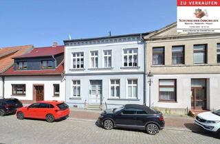 Haus kaufen in 18311 Ribnitz-Damgarten, Reihenstadthaus in sehr zentraler Wohnlage in Ribnitz!!!