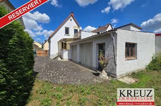 Einfamilienhaus kaufen in 64521 Groß-Gerau, Kleines Einfamilienhaus mit 2 Garagen in zentraler Stadtlage, renovierungsbedürftig