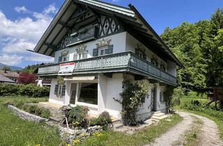 Villa kaufen in 82467 Garmisch-Partenkirchen, Denkmalgeschützte Landhausvilla flexibel nutzbar in WEG