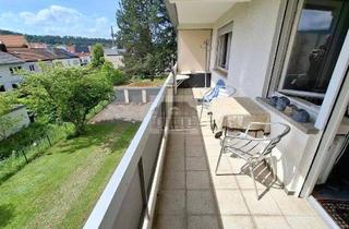 Wohnung kaufen in 76593 Gernsbach, Geräumige 2 Zimmer-Wohnung mit Balkon