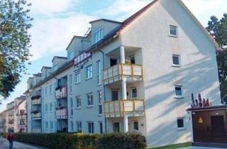Wohnung kaufen in Prof.-Joliot-Curie-Straße 19, 01796 Pirna, 2-Raum-Wohnung mit Balkon und Stellplatz