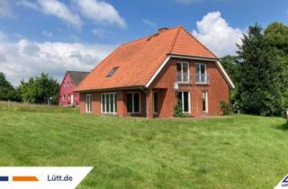 Einfamilienhaus kaufen in 24796 Krummwisch, Krummwisch: Großes Einfamilienhaus mit großem Grundstück in || Provisionsfrei für den Käufer || Lütt Immobilien Kiel