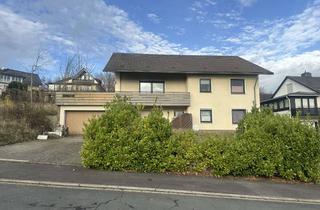 Haus kaufen in 37181 Hardegsen, * Hardegsen * gepflegtes Zweifamilienhaus * Wfl. ca. 164 m² * GS ca. 759 m² * Balkon * Garage *