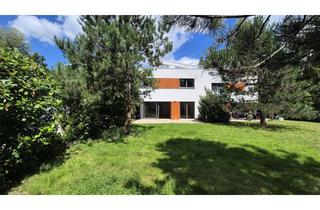 Haus mieten in Rudelsweiherstrasse 20b, 91054 Burgberg, Doppelhaus-Villa in Exklusiver Parkanlage