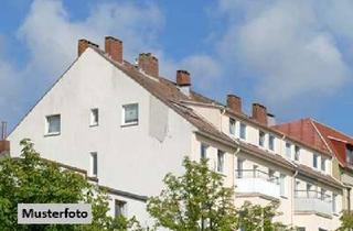 Anlageobjekt in Forststraße XXXX, 37339 Kirchworbis, Mehrfamilienhaus mit Garagen - provisionsfrei