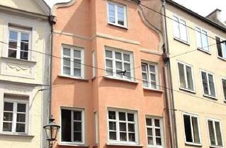 Anlageobjekt in 86152 Innenstadt, Sehr schönes Baudenkmal in bester Lage Domviertel Augsburg - Top Kapitalanlage!