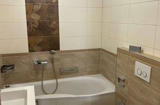 Wohnung kaufen in Neuenbergstraße 4b, 91301 Forchheim, helle 4-Zimmer-Erdgeschosswohnung mit Terrasse und Garten in Forchheim