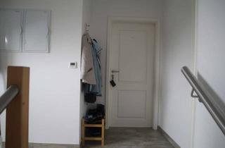 Wohnung mieten in Elbuferstraße 17, 29490 Neu Darchau, Erstbezug nach Sanierung mit EBK: Schöne 2-Zimmer-Dachgeschosswohnung in Neu Darchau