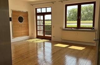 Wohnung mieten in Zollenspieker Hauptdeich 74, 21037 Kirchwerder, Attraktive und gepflegte 5,5-Zimmer-Hochparterre-Wohnung mit Balkon und EBK in Hamburg Kirchwerder