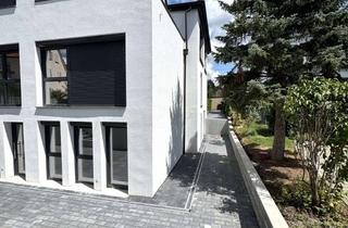 Wohnung mieten in Wasenstraße 31, 70327 Wangen, Erstbezug 2,5-Zimmer Neubau+Terrasse+Küche+separater Eingang