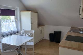 Wohnung mieten in 30827 Garbsen, Gemütliche süße 2,5-Zimmer-Dachgeschosswohnung in Garbsen-Berenbostel