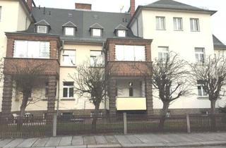 Wohnung mieten in Dr. Goerdeler Straße 21, 09212 Limbach-Oberfrohna, 2-Raumwohnung | zentral gelegen | Wohnzimmer mit Balkon | großer Garten | sehr ruhig gelegen!