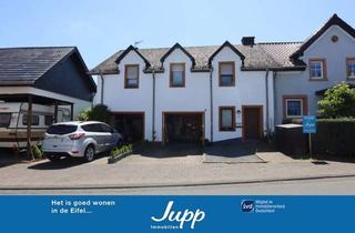 Haus kaufen in 54587 Lissendorf, Zweifamilienhaus, vermietet mit Garagen und Garten, Lissendorf (49)