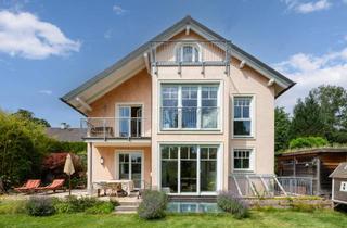Einfamilienhaus kaufen in 82327 Tutzing, AIGNER - Mediterranes Wohnen mit Seeblick - Villenhälfte in Tutzing