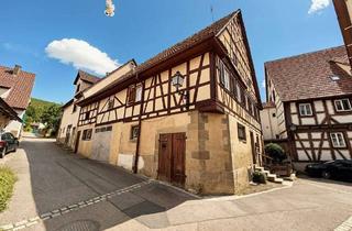 Einfamilienhaus kaufen in 71384 Weinstadt, Weinstadt - Fachwerkhaus mit Scheune im Märchenviertel von Weinstadt
