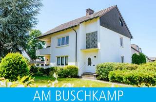 Haus kaufen in 33813 Oerlinghausen, Oerlinghausen - Sehr gepflegt in ruhiger Lage! Zweifamilienhaus mit Garagen