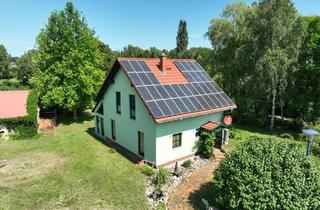 Einfamilienhaus kaufen in 17309 Pasewalk, Pasewalk - Niedrigenergiehaus mit großem idyllischem Garten in Seenähe