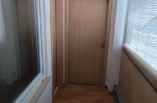 Wohnung kaufen in 78120 Furtwangen, Furtwangen im Schwarzwald - 2-Zimmerwohnung in Furtwangen zu verkaufen