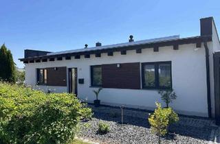 Einfamilienhaus kaufen in 06188 Landsberg, Landsberg - Neuwertiges Einfamilienhaus mit PV-Anlage, Garage und Carport